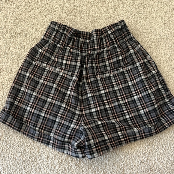 AE Plaid High Waisted Shorts - Picture 3 of 3